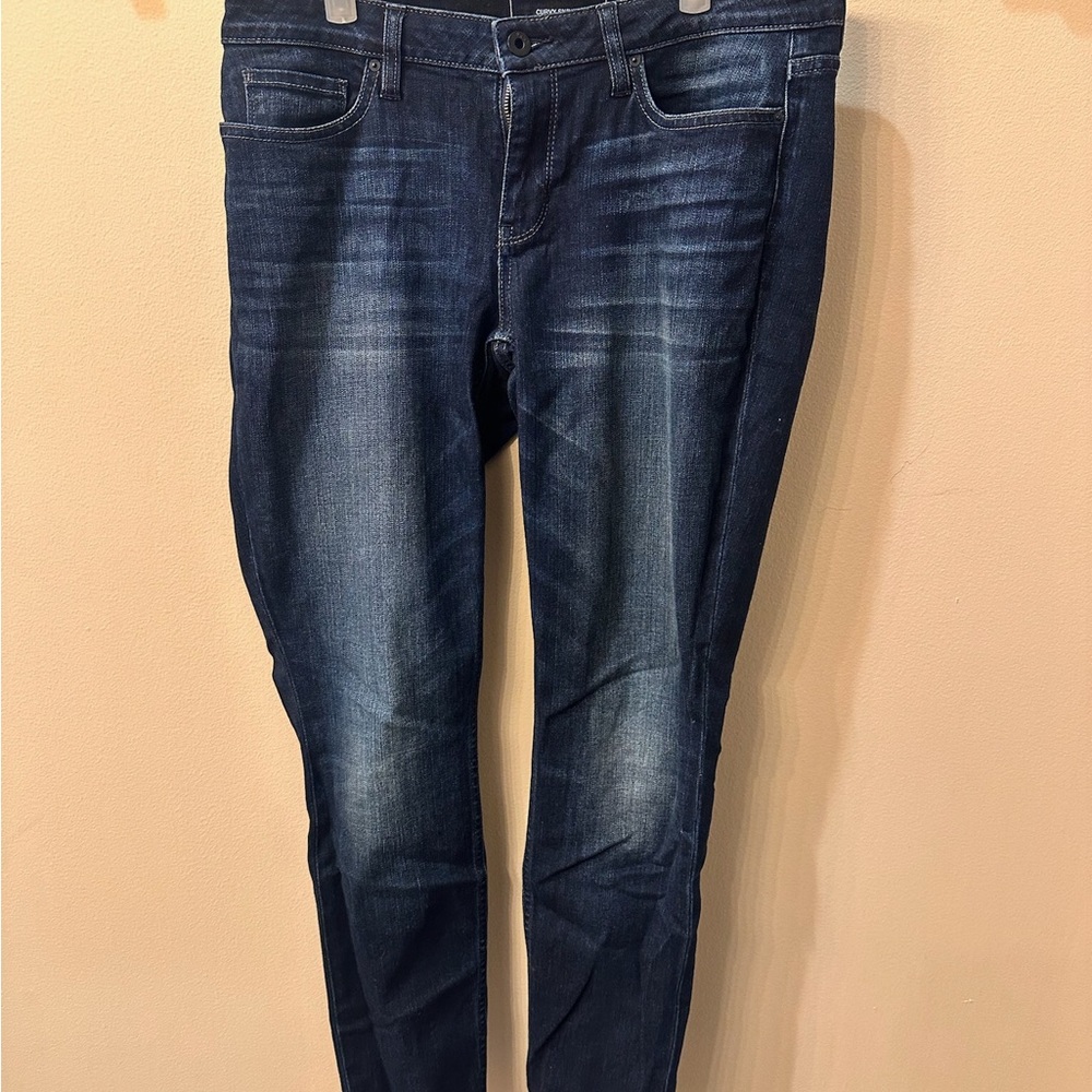 DKNY Size 10 Curvy Skinny Jeans Dark Wash midrise